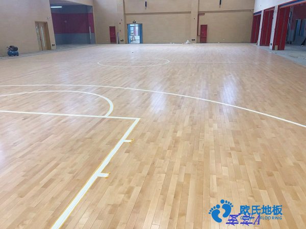 楓木一級(jí)籃球木地板，22厚雙層龍骨結(jié)構(gòu)運(yùn)動(dòng)木地板