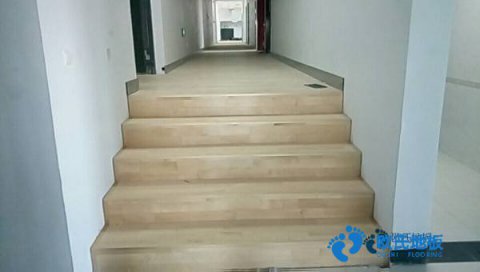 用什么一般運(yùn)動(dòng)型地板