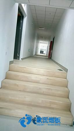 用什么一般運(yùn)動型地板