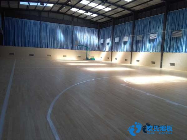 學(xué)?；@球場館木地板使用范圍