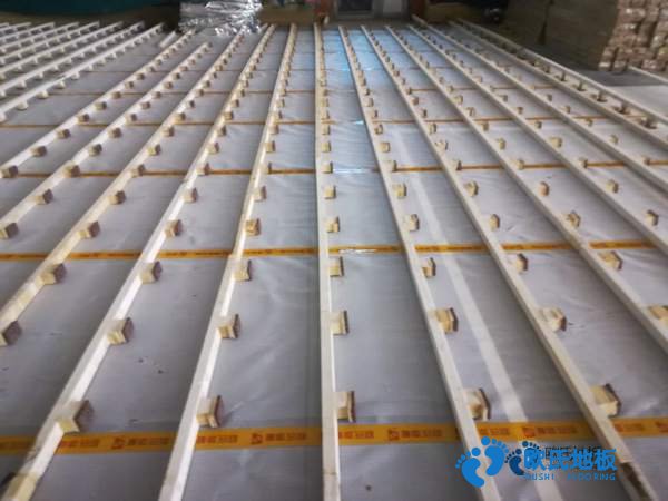 單龍骨運(yùn)動體育地板怎么保養(yǎng)
