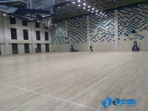 運(yùn)動(dòng)場(chǎng)館地板廠家報(bào)價(jià)