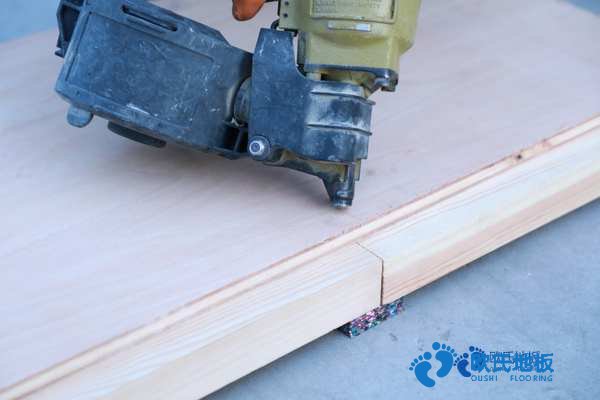 學(xué)?；@球場(chǎng)地地板能用多久