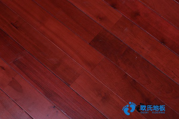 學(xué)?；@球地板特性