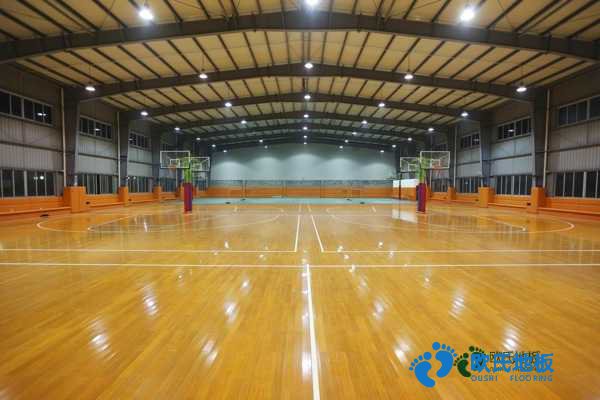 學(xué)?；@球館木地板施工單位