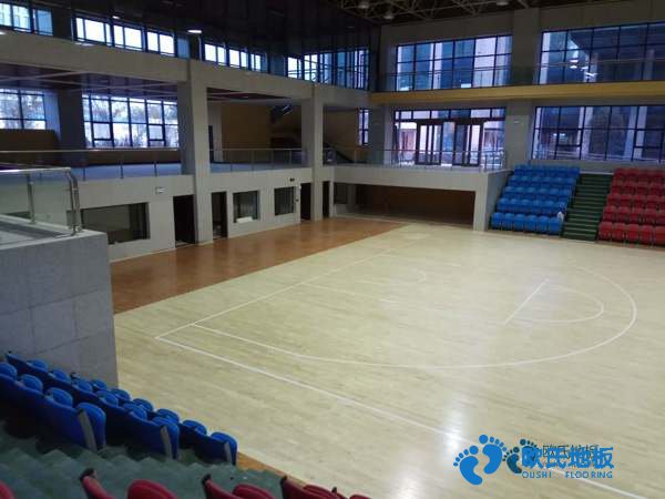 學校籃球場木地板規(guī)格
