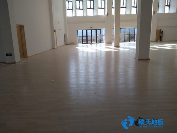 用什么運(yùn)動木地板的常用尺寸