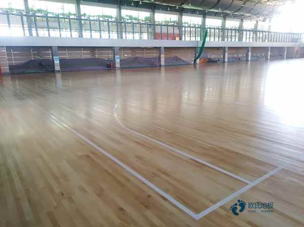 25厚體育運動木地板維護(hù)保養(yǎng)