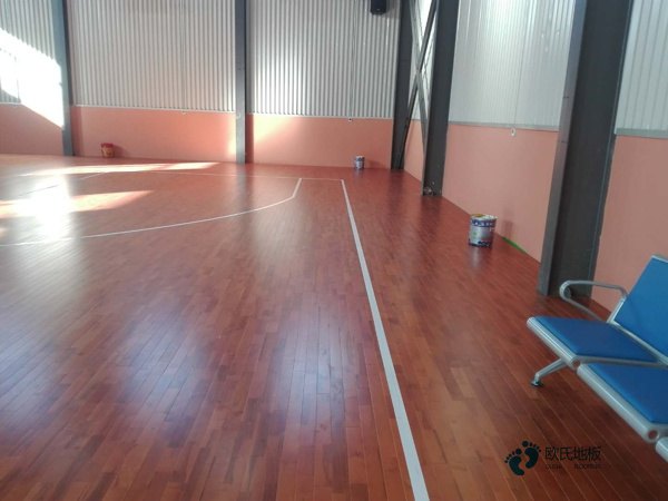 運(yùn)動場木地板價錢3