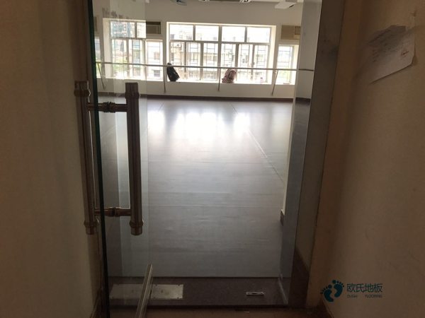 籃球館木地板哪個(gè)牌子較好2