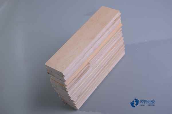 學(xué)校運動場地木地板1