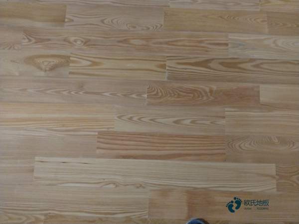 防水運(yùn)動(dòng)場(chǎng)木地板的排名1