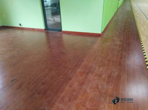 防火運(yùn)動場館木地板排行