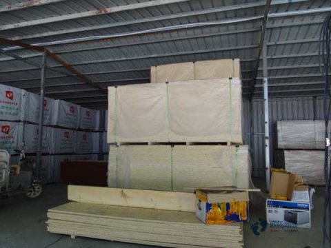 學(xué)?；@球場木地板減震技術(shù)