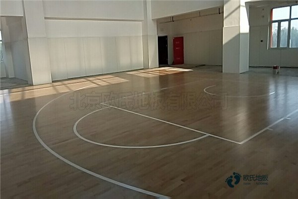 國產(chǎn)運(yùn)動場地地板施工單位3