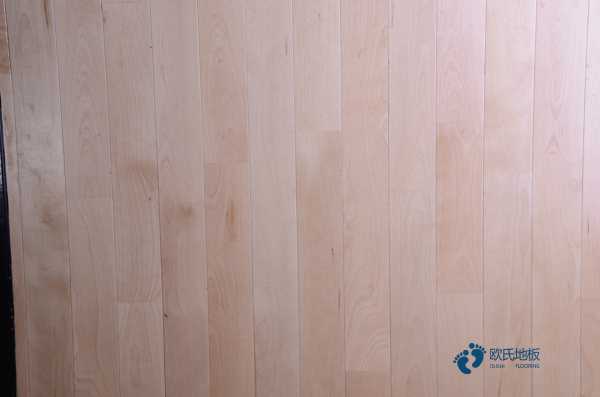 購買籃球場(chǎng)館木地板哪種牌子好1