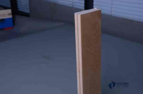 學(xué)?；@球場(chǎng)館木地板施工隊(duì)