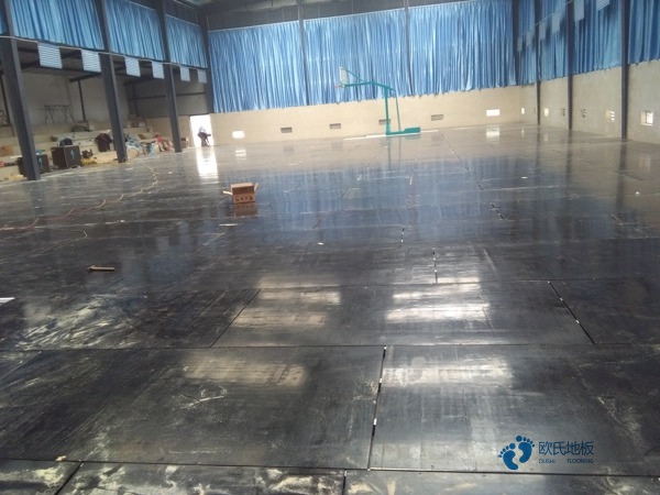 體育運動木地板較好的2