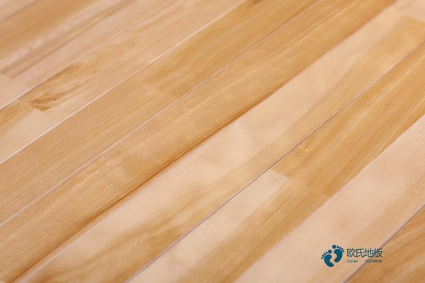 學(xué)?；@球場(chǎng)館地板用什么材料好3